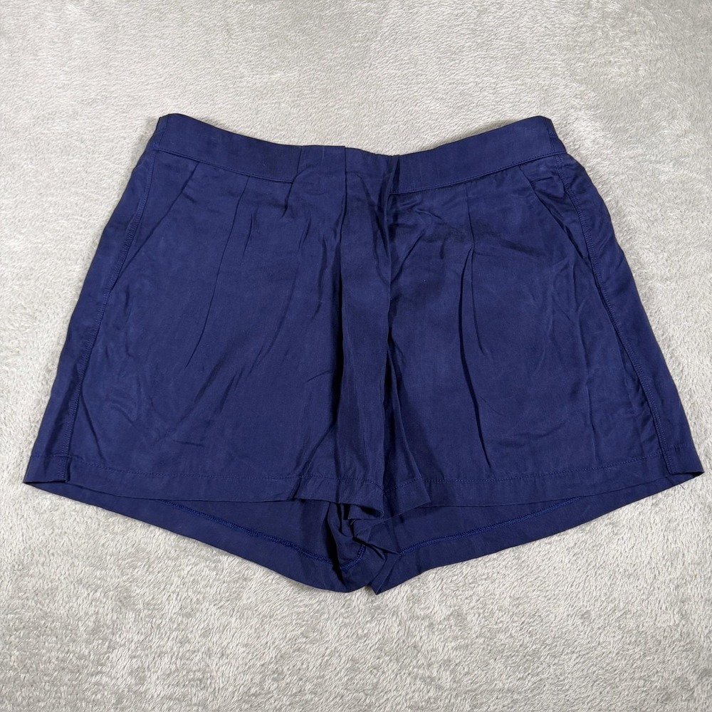Lululemon & Go Keepsake Shorts Womens 8 Navy Tencel Pleated Soft Summer Vacation
